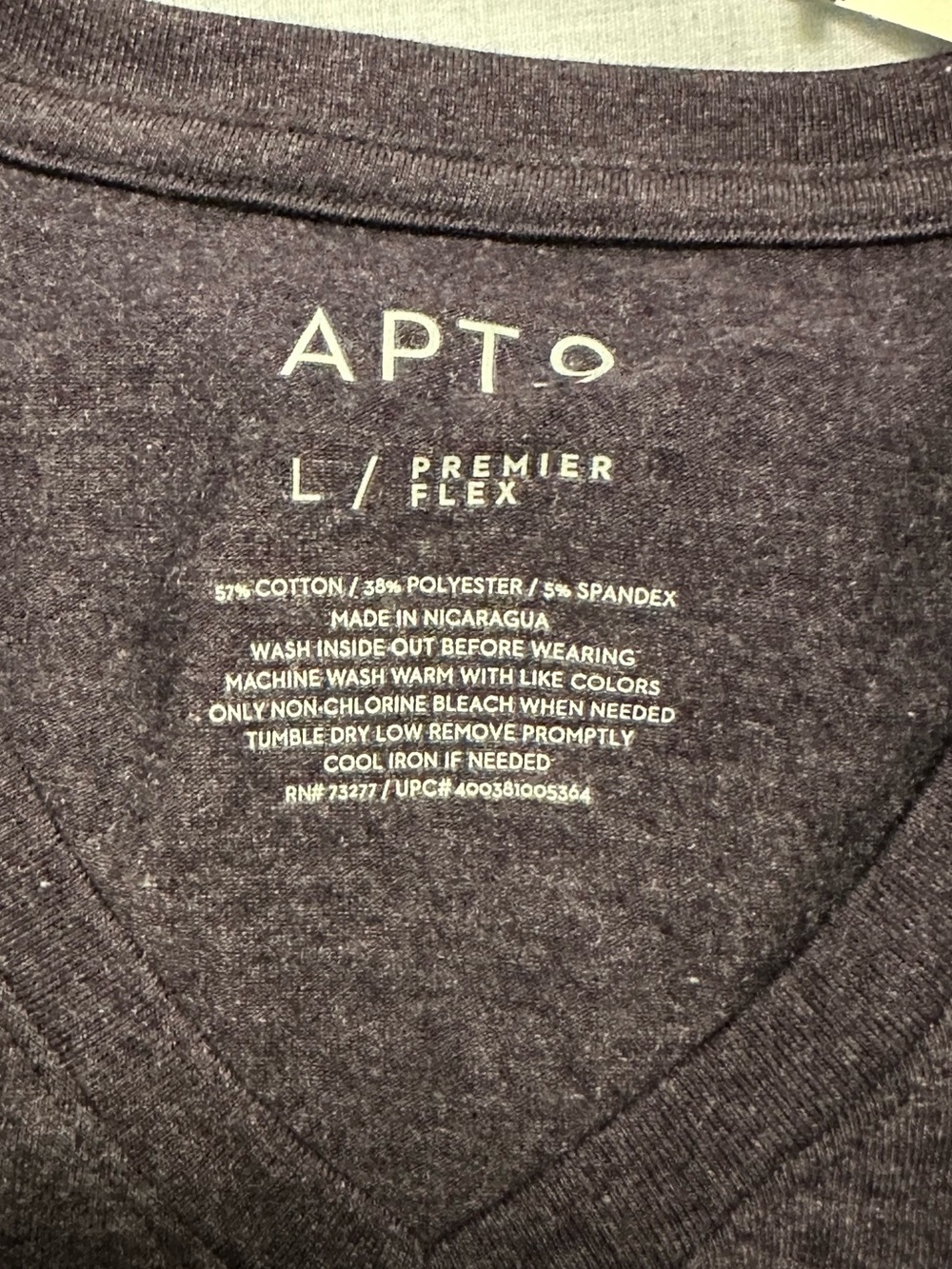 NWT Kohl’s Apt. 9 V neck t shirt Large - Picture 2 of 2